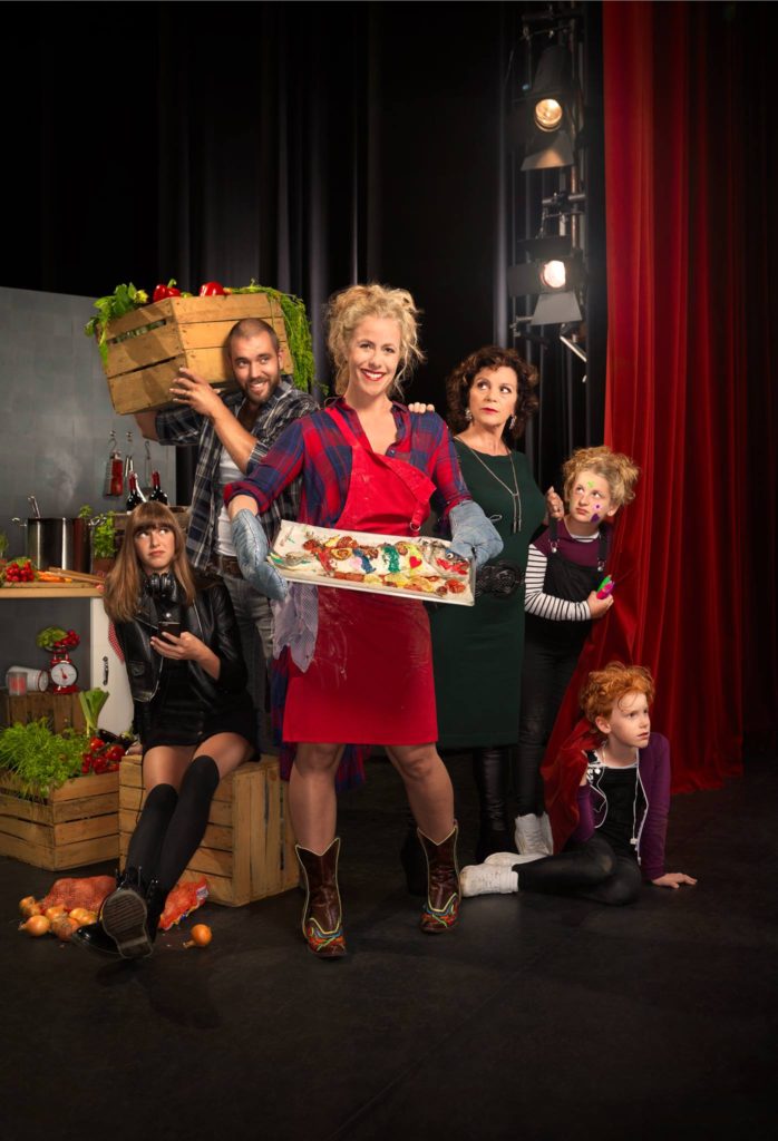 Roos Schlikker en songwriter Bløf schrijven Soof de musical