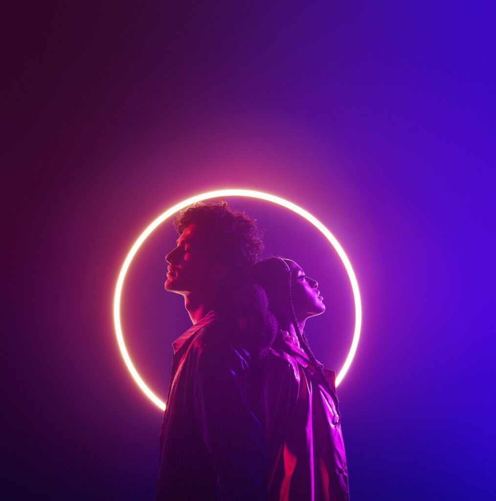 Sherefa Yorks en Denzel Chain spelen de hoofdrol in 'Forever Young'