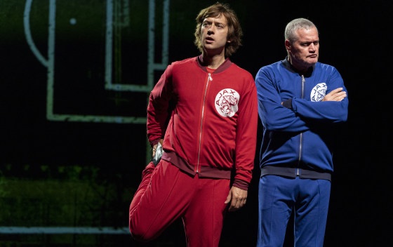 '14 de podcast': Cruijffkenners en acteurs van de musical in gesprek over de Legende