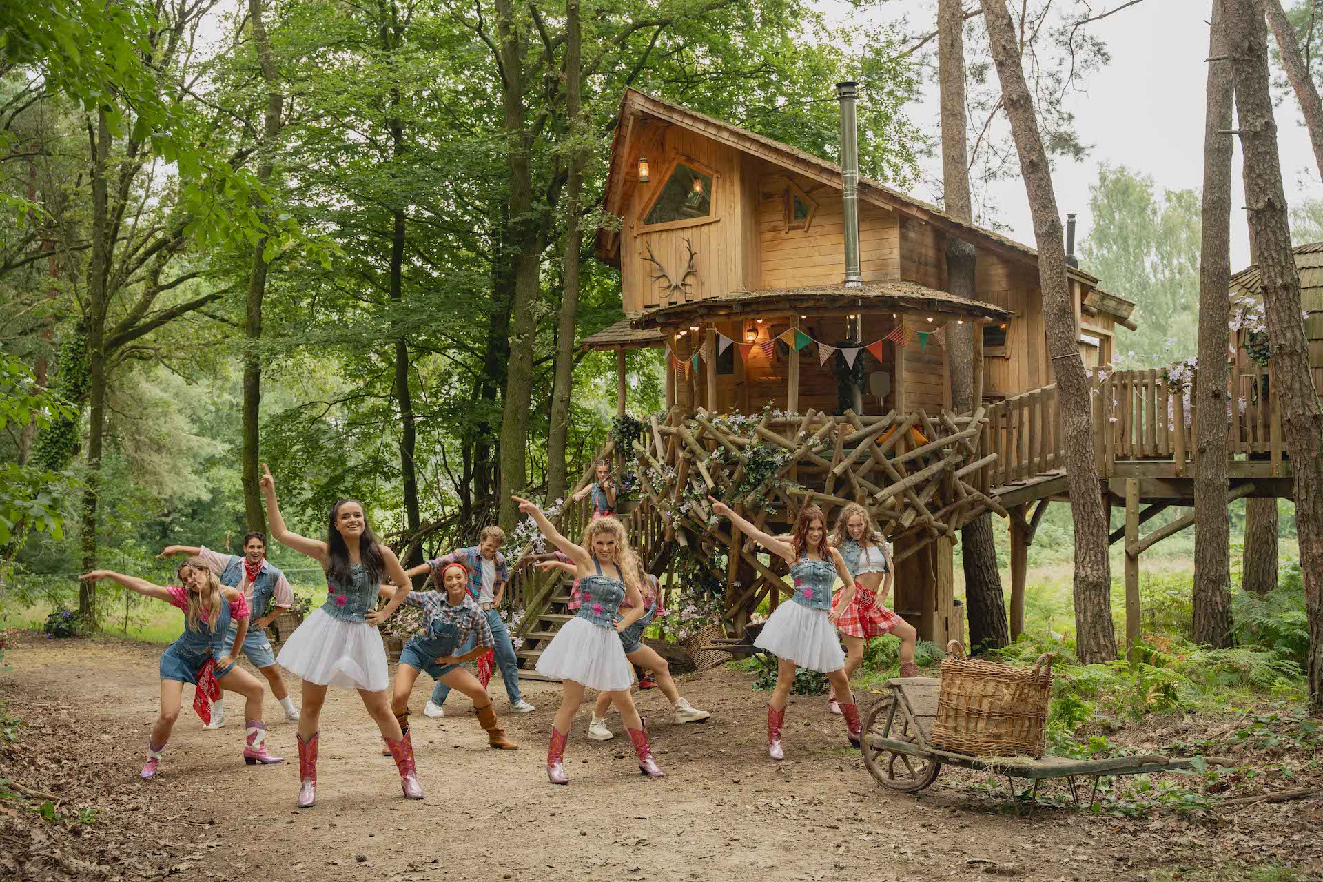 Splinternieuwe videoclip voor De 3 Biggetjes! • musicaljournaal