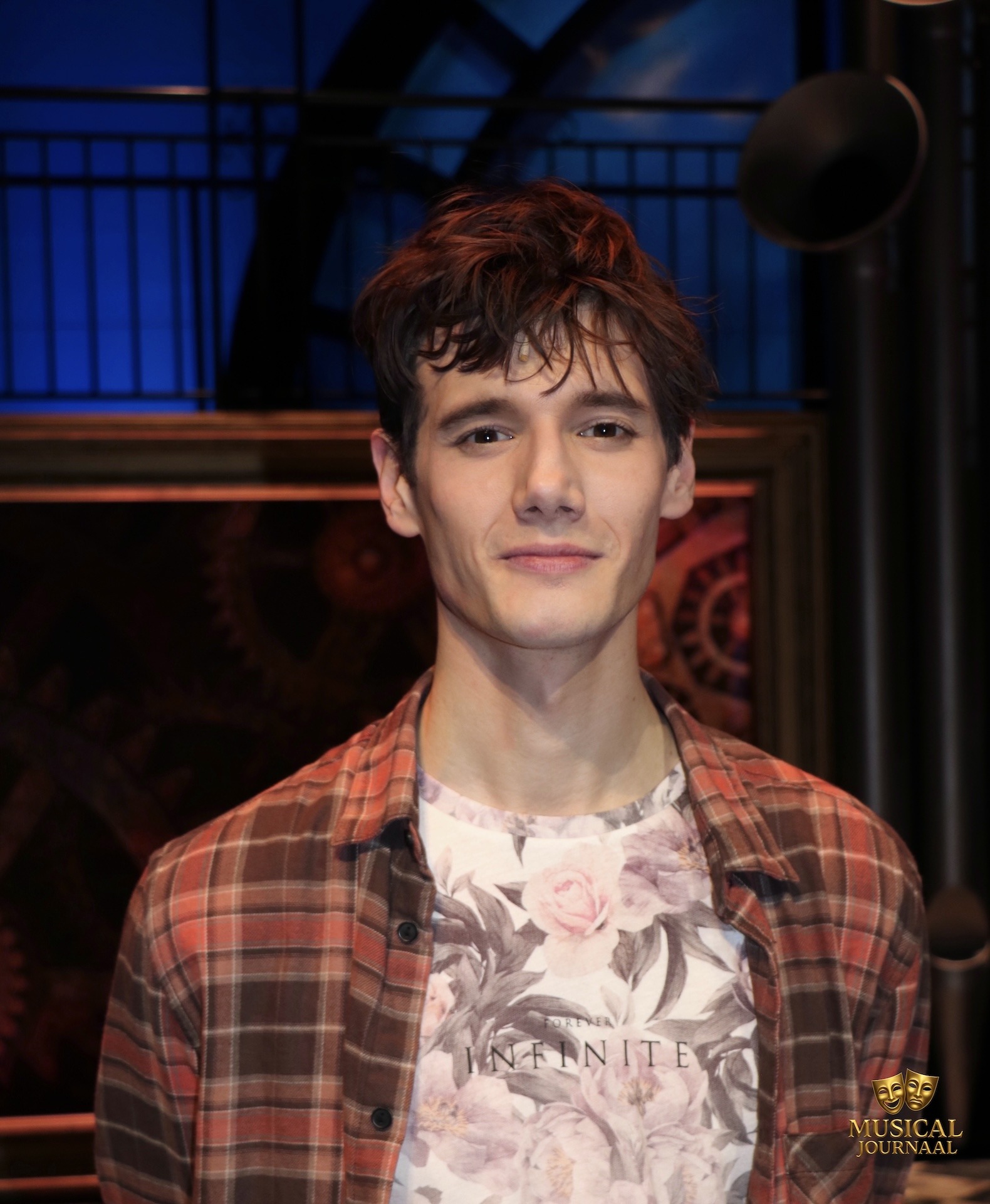 Terence van der Loo speelt George McFly in 'Back to the Future'