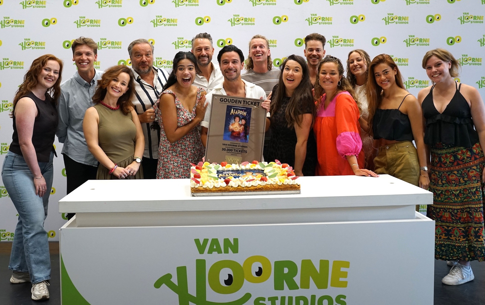 Repetities voor 'Aladdin De Musical' van start met feestelijke verrassing